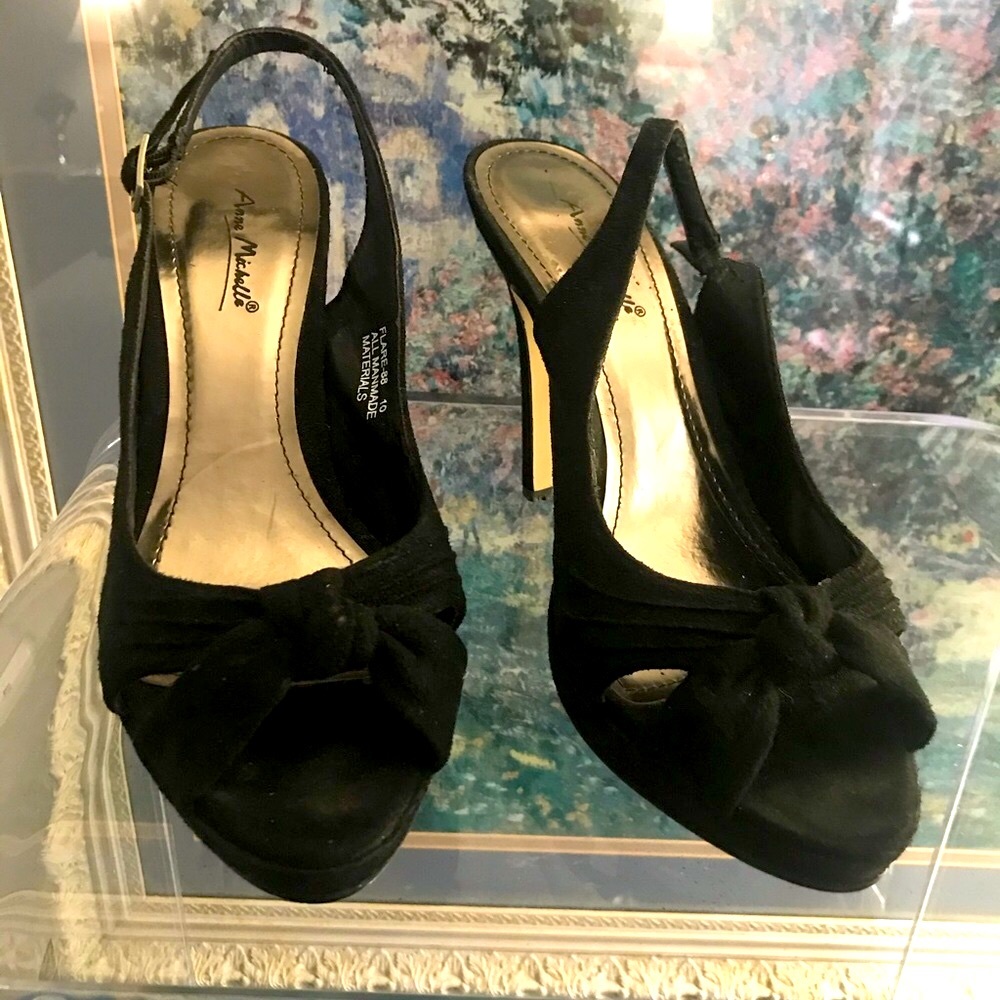 Anne Michelle Black Suede Knotted Open Toe Heel